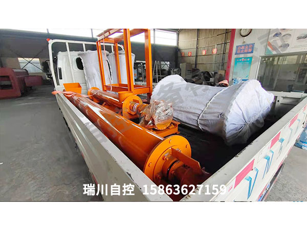广东湛江螺旋秤发货现场